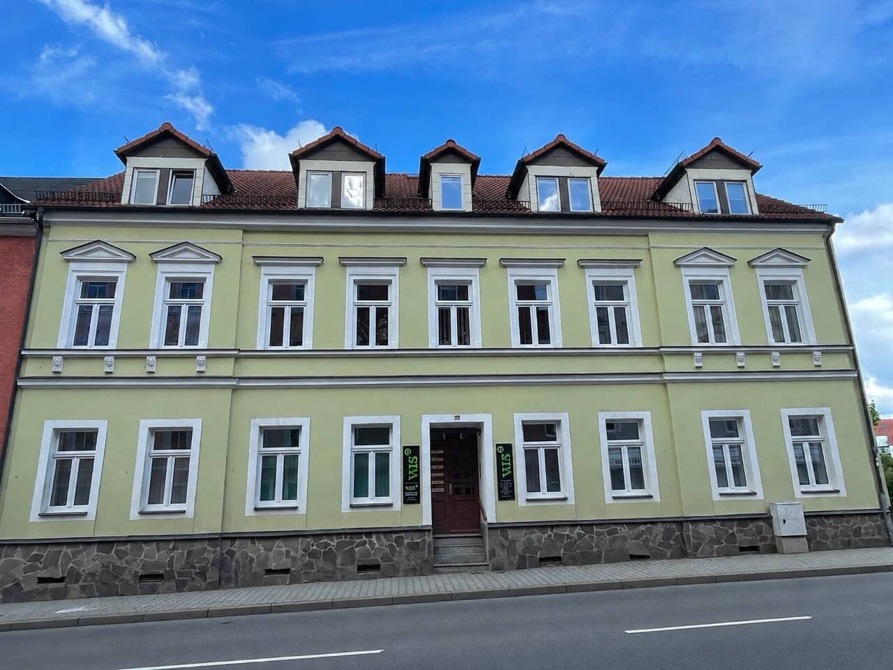 Firmengebäude - Vorderansicht Berthelsdorfer Straße 53.jpeg.
